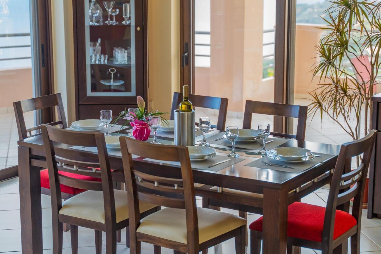 Deluxe Villa Kamba With Sea View Aptera Luaran gambar