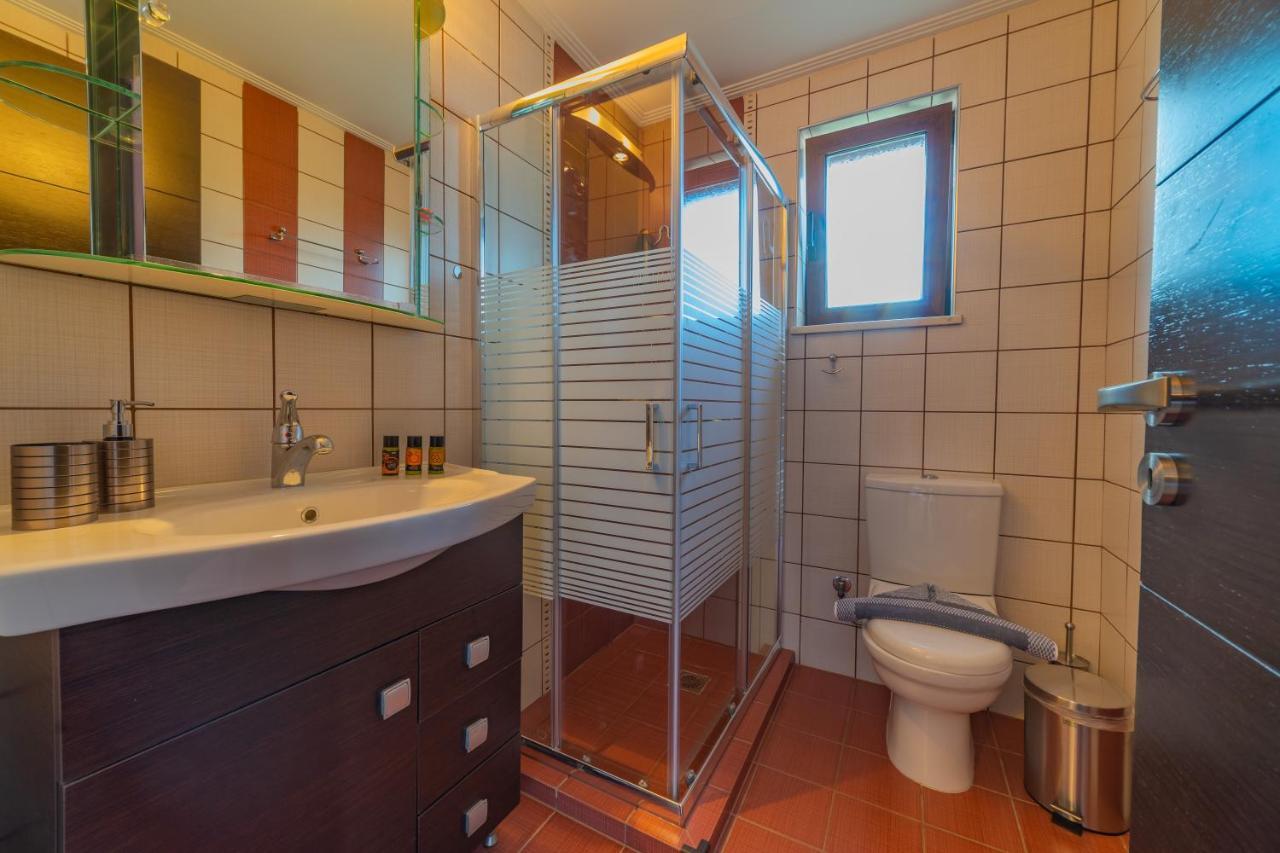 Deluxe Villa Kamba With Sea View Aptera Luaran gambar